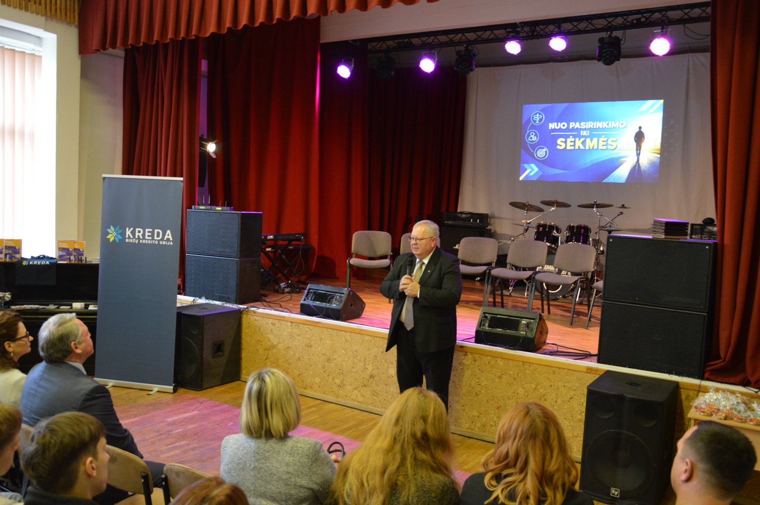 2026-10-28 Karjeros diena (1500px)-9